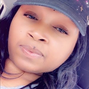 Meet your Posher, Natasha